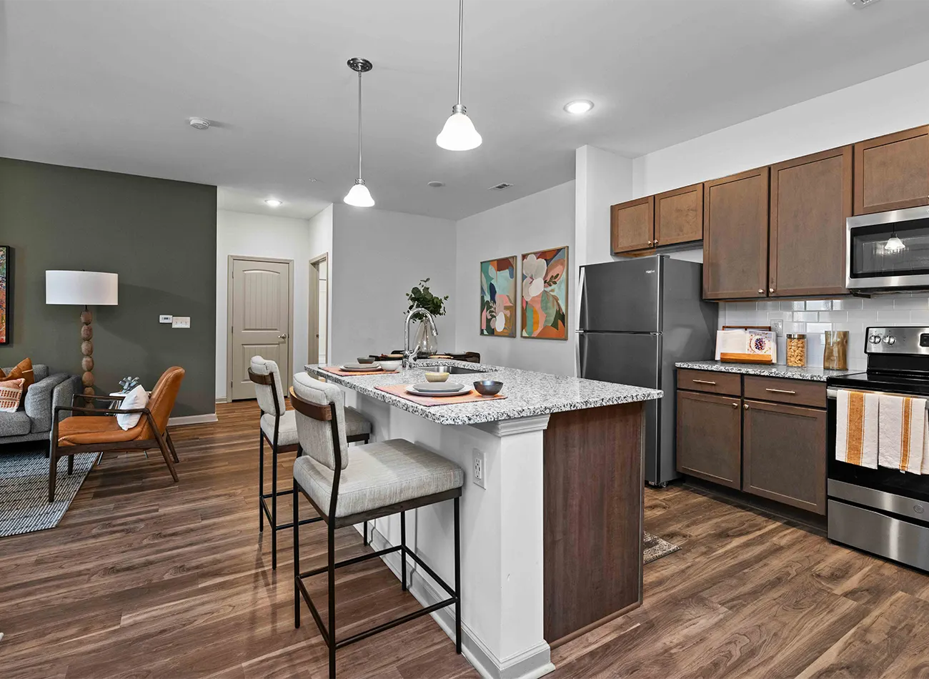 Pringle Square Apartments